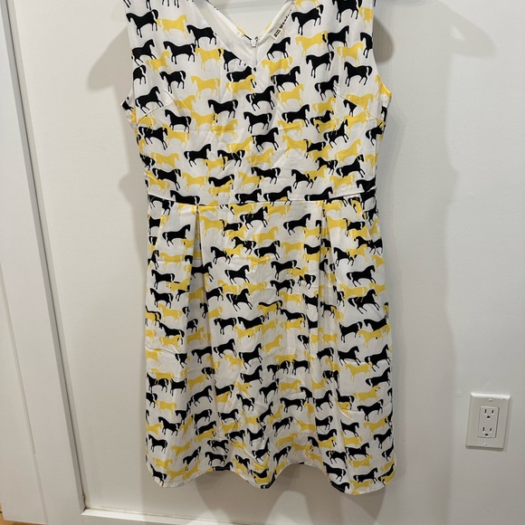 Horse print dress - Picture 4 of 5